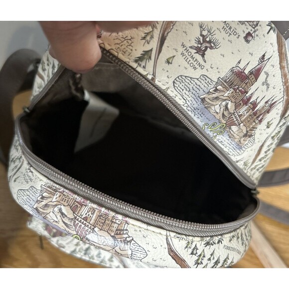 Loungefly Harry Potter School Grounds Map Mini Backpack Hogwarts Map NWOT - Picture 6 of 7